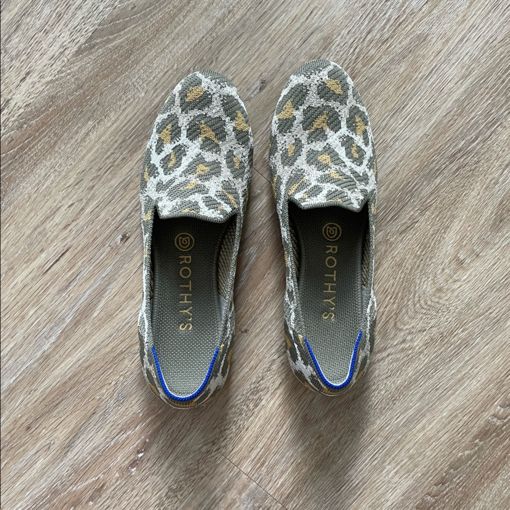 Rothy’s smoke spot loafer